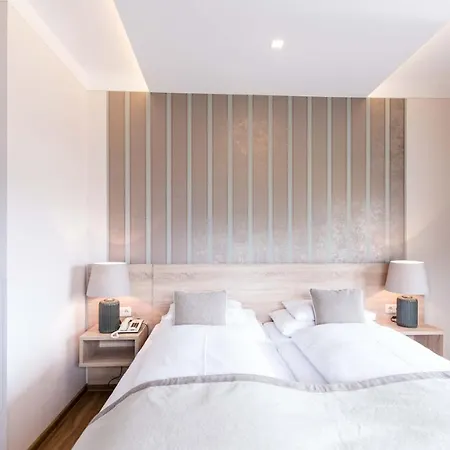 فندق Lust Und Laune Am Woerthersee 4*