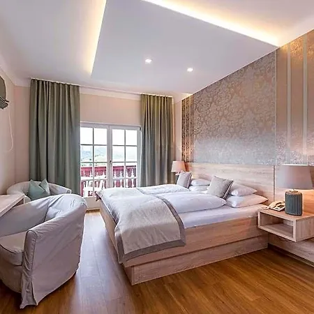 Lust Und Laune Am Woerthersee 4*
