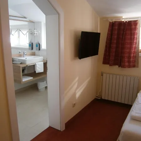 فندق Lust Und Laune Am Woerthersee 4*