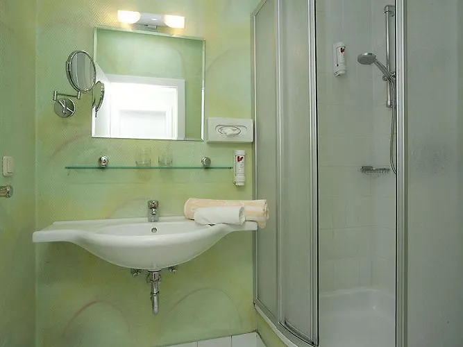 Szálloda Lust Und Laune Am Woerthersee Pörtschach am Wörthersee